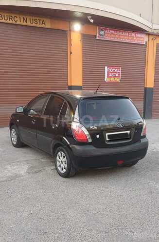 Kia Rio-3