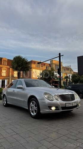 Mercedes E 220-3