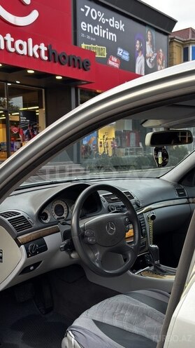 Mercedes E 220-6