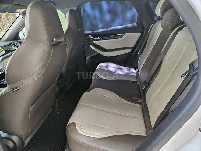 BYD Qin Plus-8