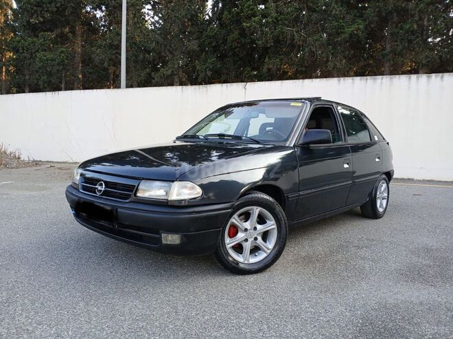 Opel Astra-2