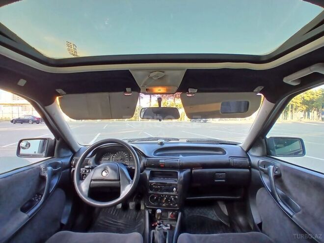 Opel Astra-8