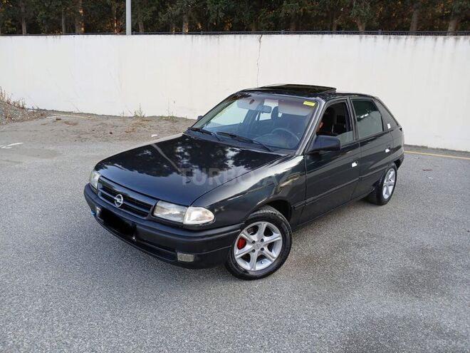 Opel Astra-3