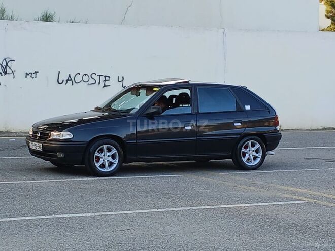 Opel Astra-7