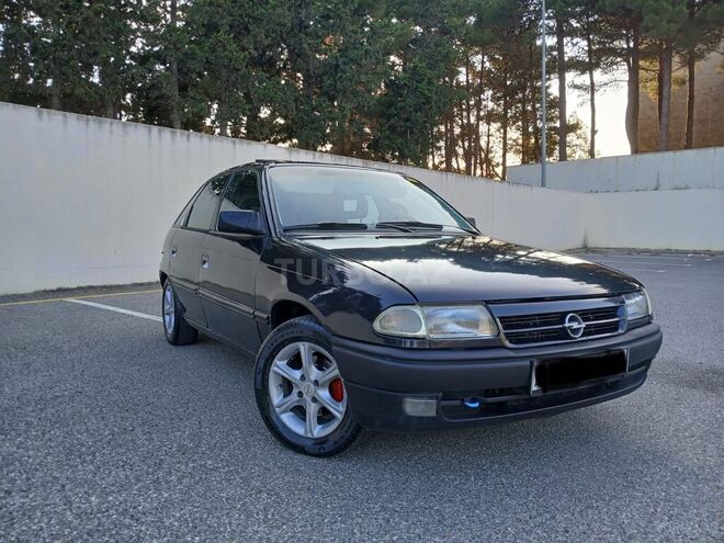 Opel Astra-1