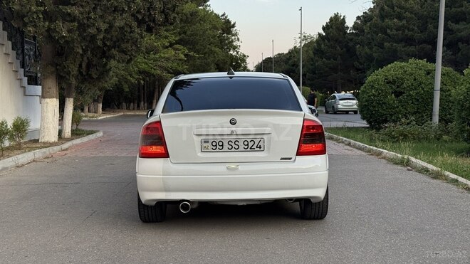 Opel Astra-6