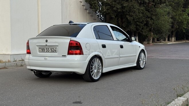 Opel Astra-7