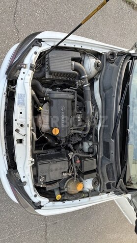 Opel Astra-11