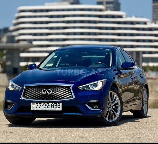 Infiniti Q50-1