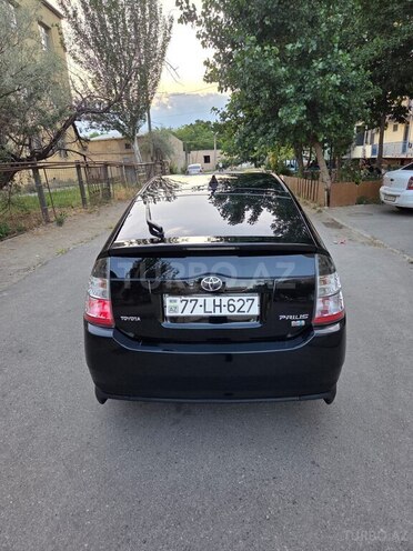 Toyota Prius-4