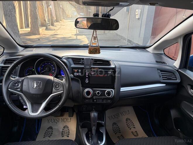 Honda Fit-10