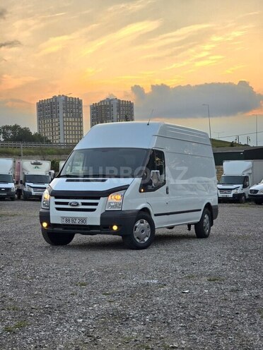 Ford Transit-1