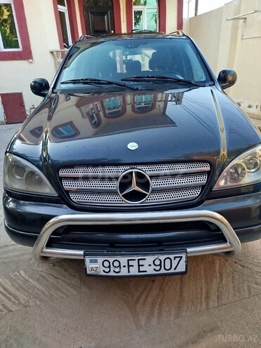 Mercedes ML 270-1
