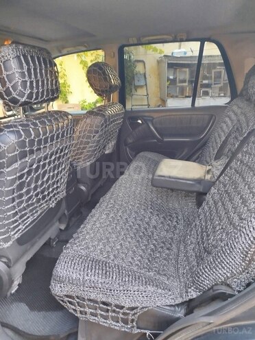 Mercedes ML 270-7