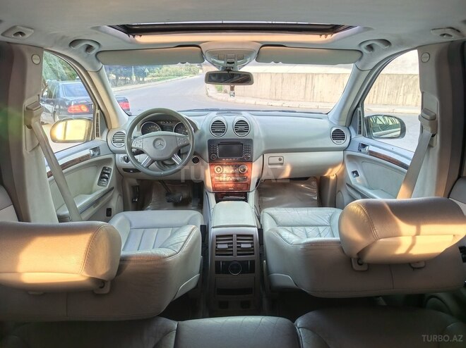 Mercedes ML 500 4MATIC-10