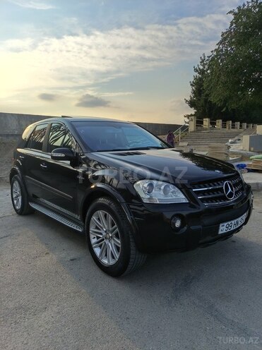 Mercedes ML 500 4MATIC-6