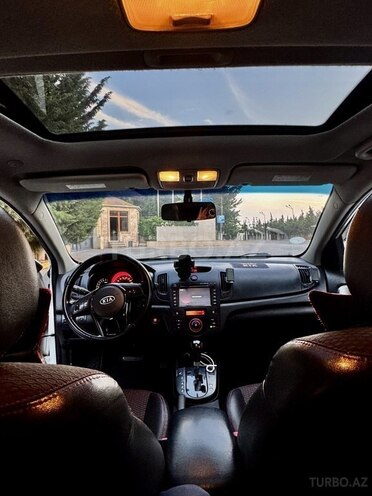 Kia Cerato-10