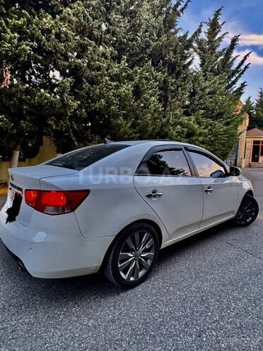 Kia Cerato-7