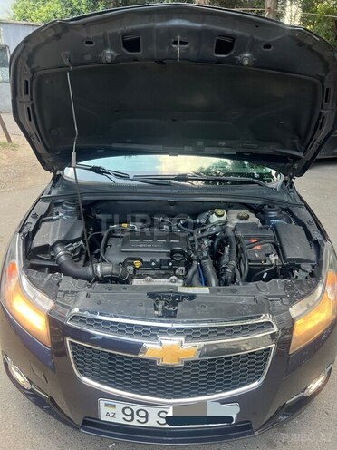 Chevrolet Cruze-10