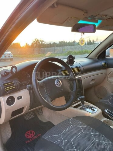 Volkswagen Passat-9