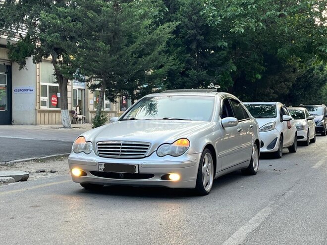 Mercedes C 240-8