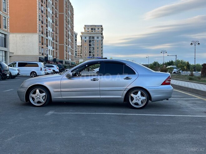 Mercedes C 240-17