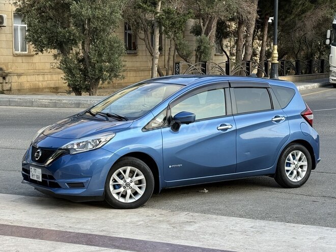 Nissan Note-1