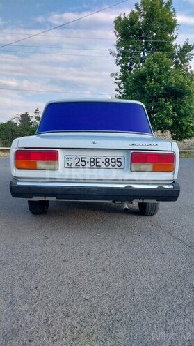 LADA (VAZ) 2107-2