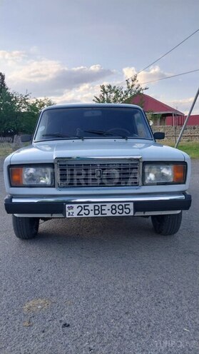 LADA (VAZ) 2107-1