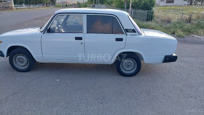 LADA (VAZ) 2107-6