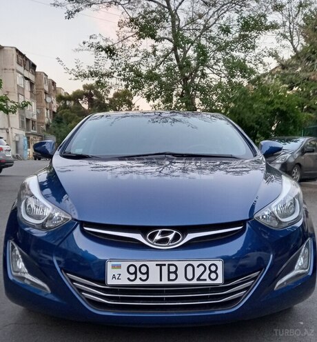 Hyundai Elantra-1