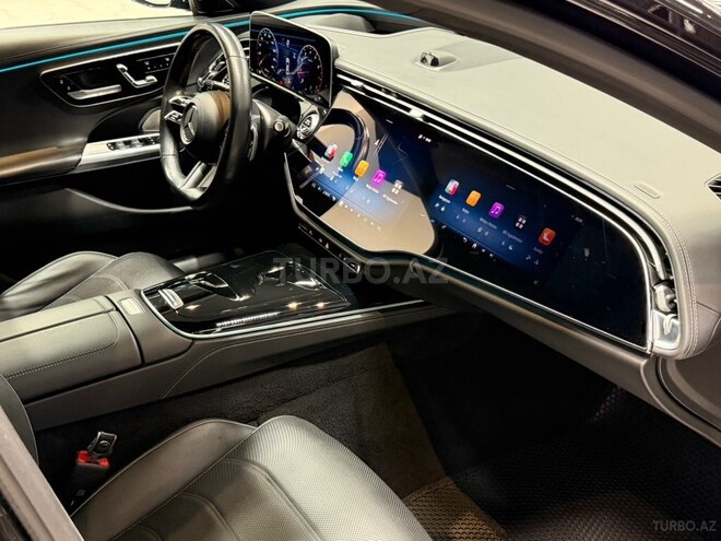 Mercedes E 200-13