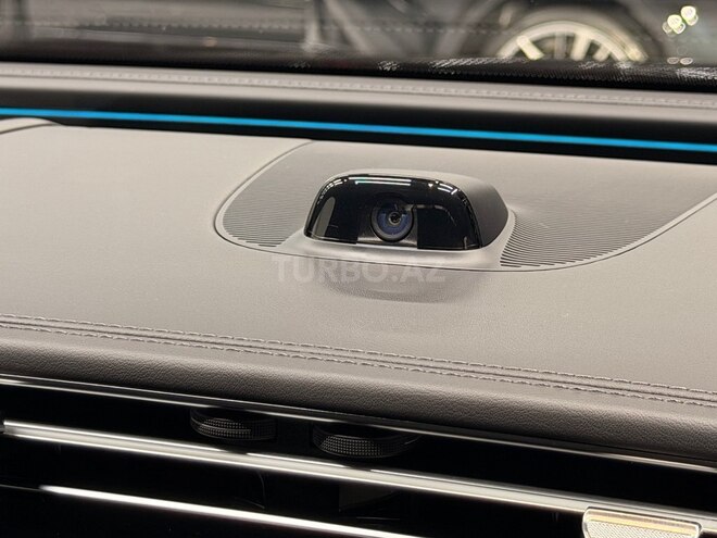 Mercedes E 200-12