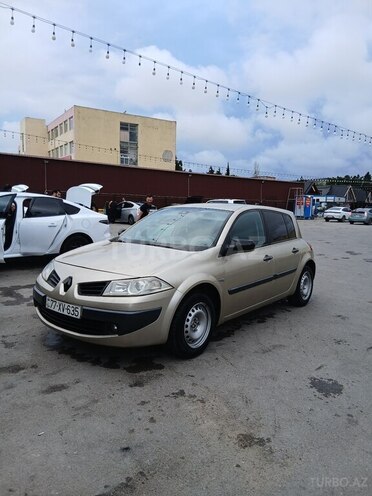 Renault Megane-6