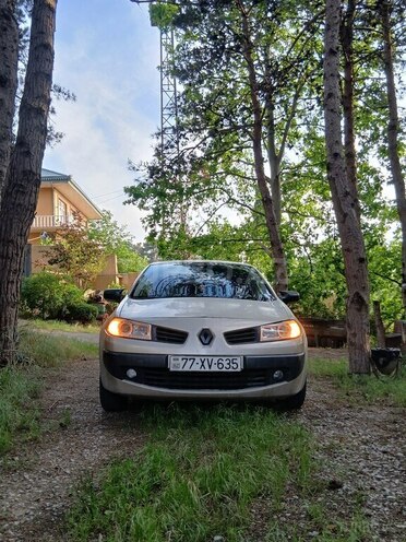 Renault Megane-8