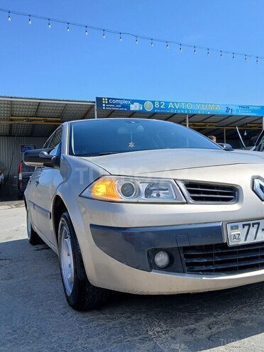 Renault Megane-10