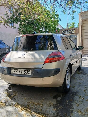 Renault Megane-14