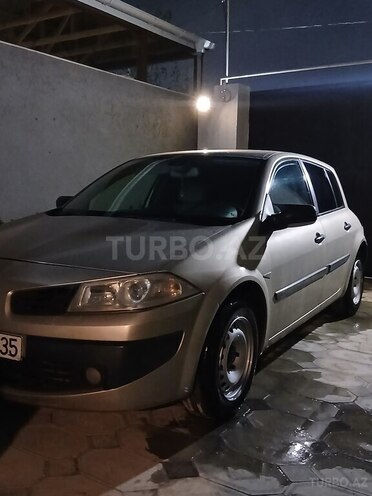 Renault Megane-15