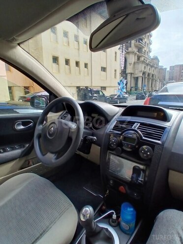 Renault Megane-17