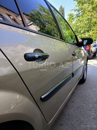 Renault Megane-18