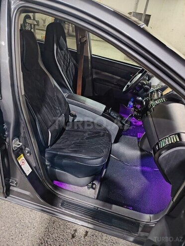 Toyota Prius-14