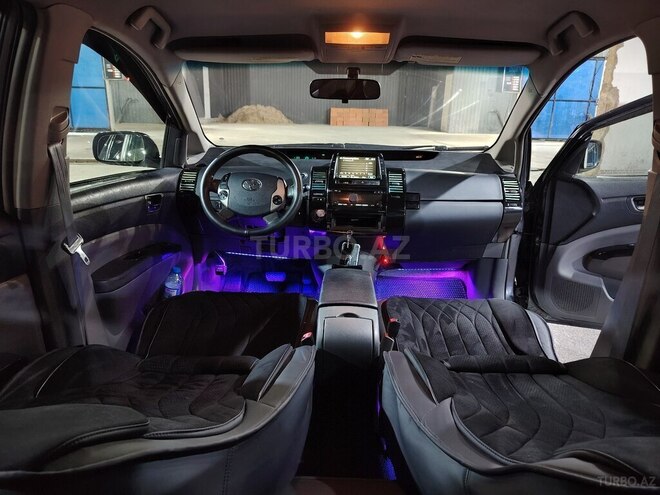 Toyota Prius-10
