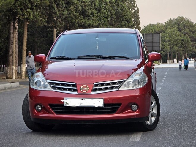 Nissan Tiida-8