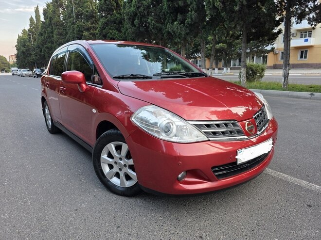 Nissan Tiida-3