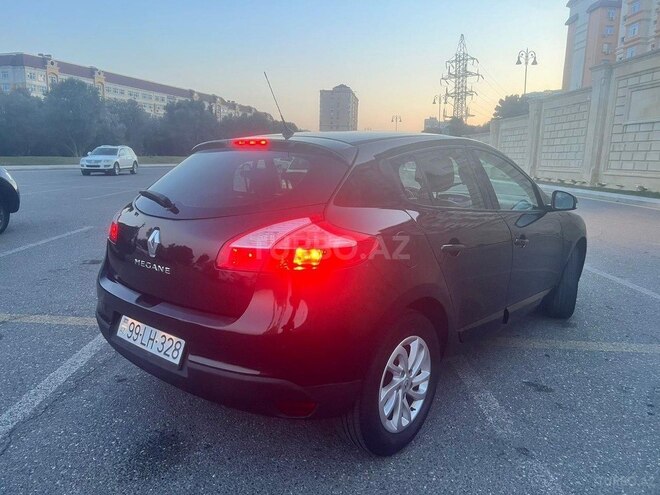 Renault Megane-2