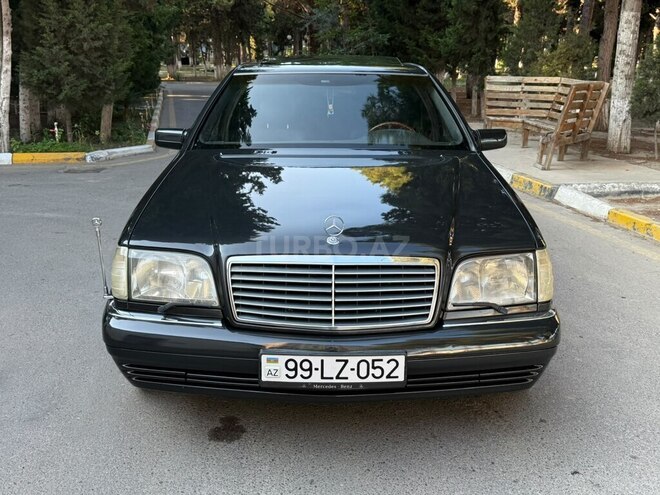 Mercedes S 300-1