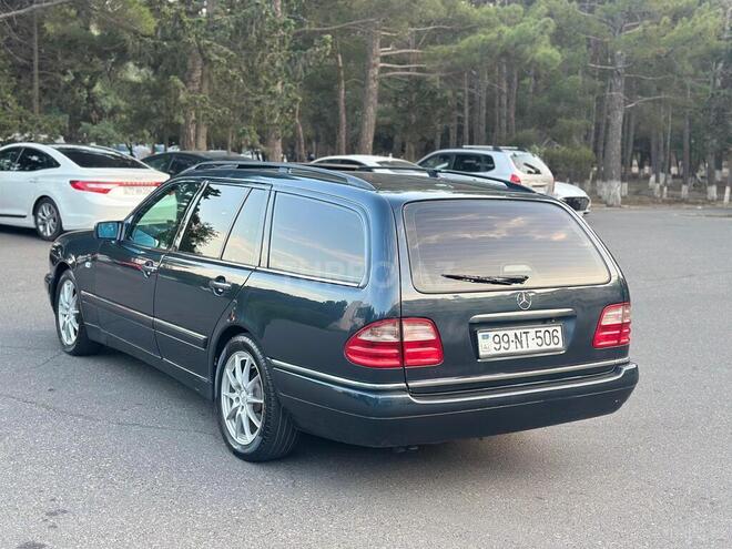 Mercedes E 240-6
