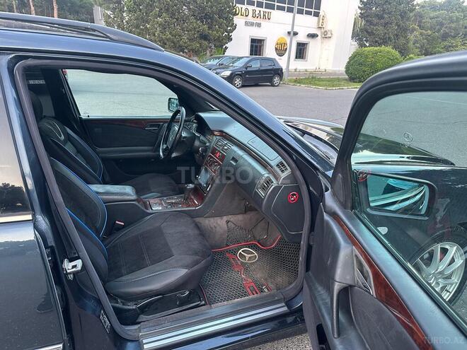 Mercedes E 240-15