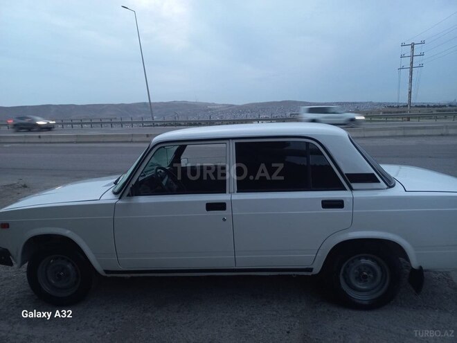 LADA (VAZ) 2107-10
