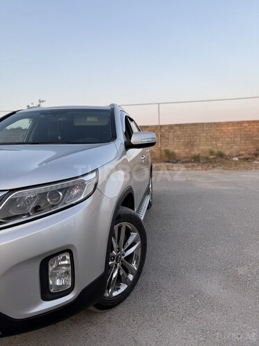 Kia Sorento-10